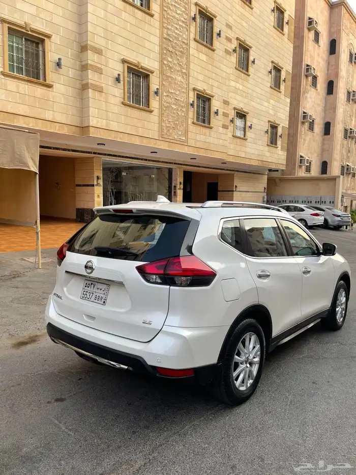 نيسان اكس تريل 2022 دبل 5 ركاب 6