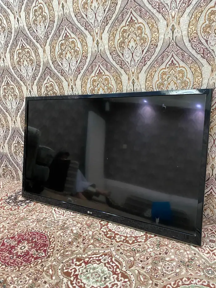 تلفزيون للبيع LG 1