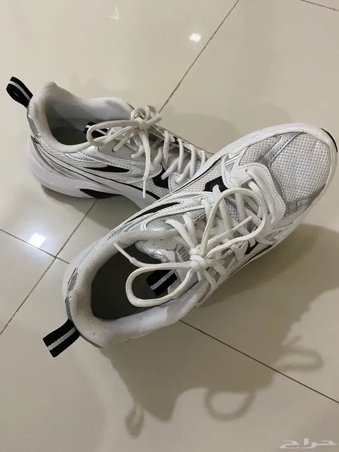 للبيع حذاء بوما الأصلي الموضه 2