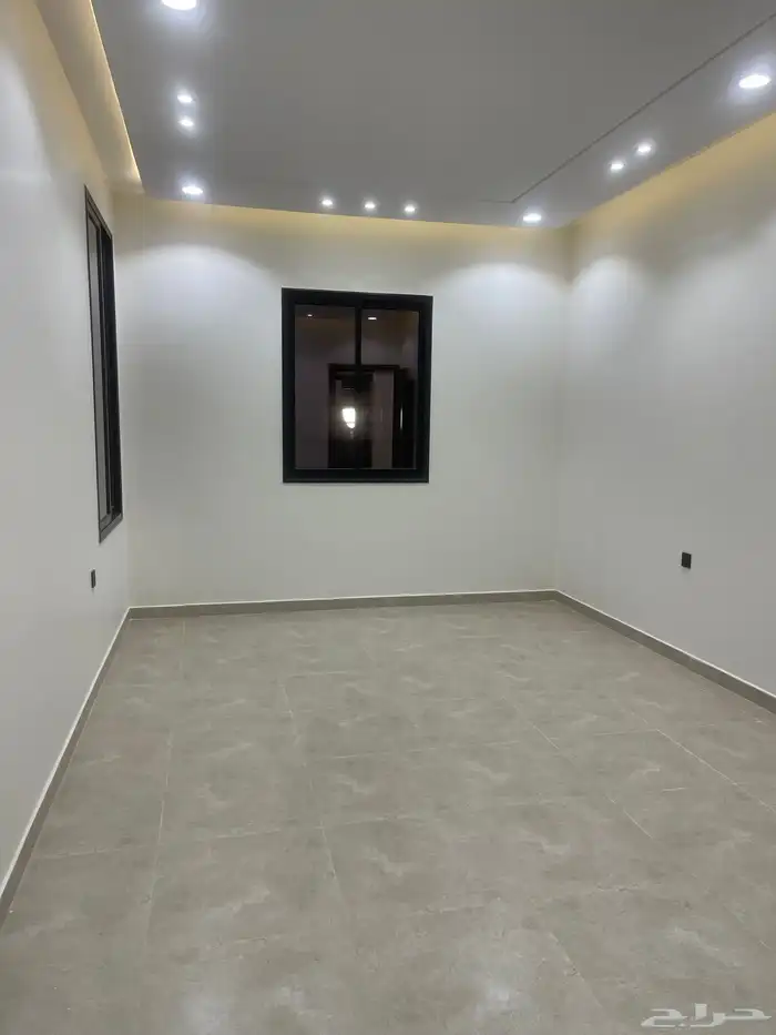 للبيع شقق نظام ادوار وسط الخدمات بخميس مشيط 3