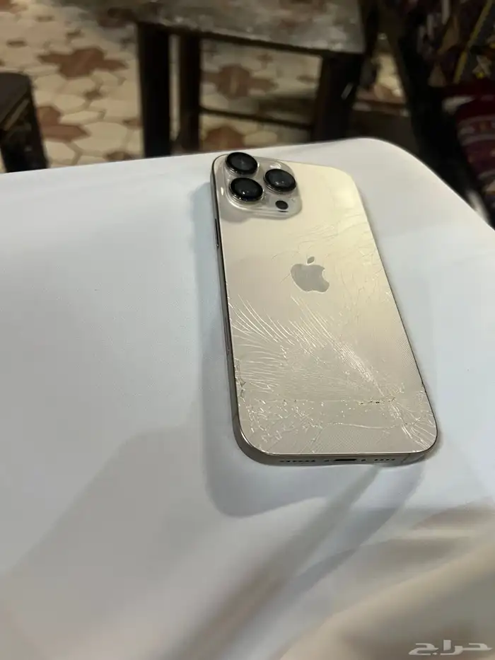 ايفون 16 برو ماكس 1