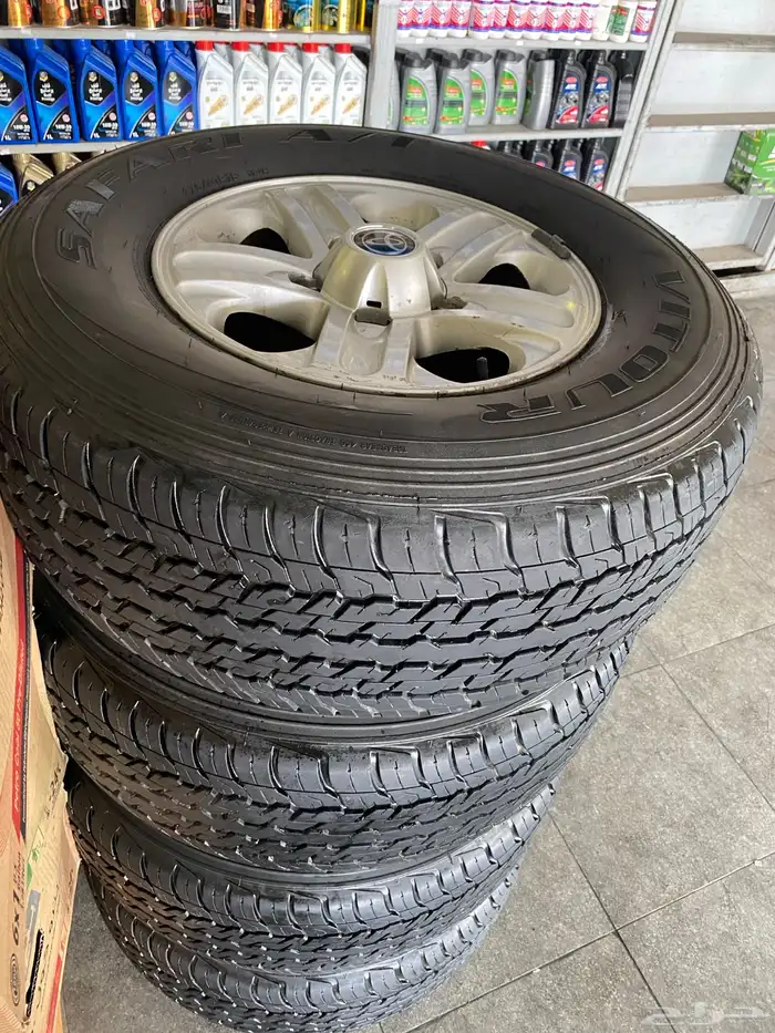 كفرات مقاس 275 70 16 منزل مع الجنوط جيب لند كلوزر 0