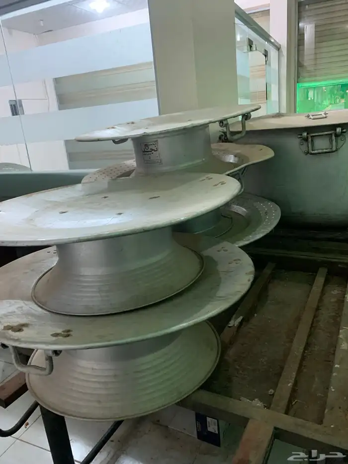 اغراض مطعم للبيع 3