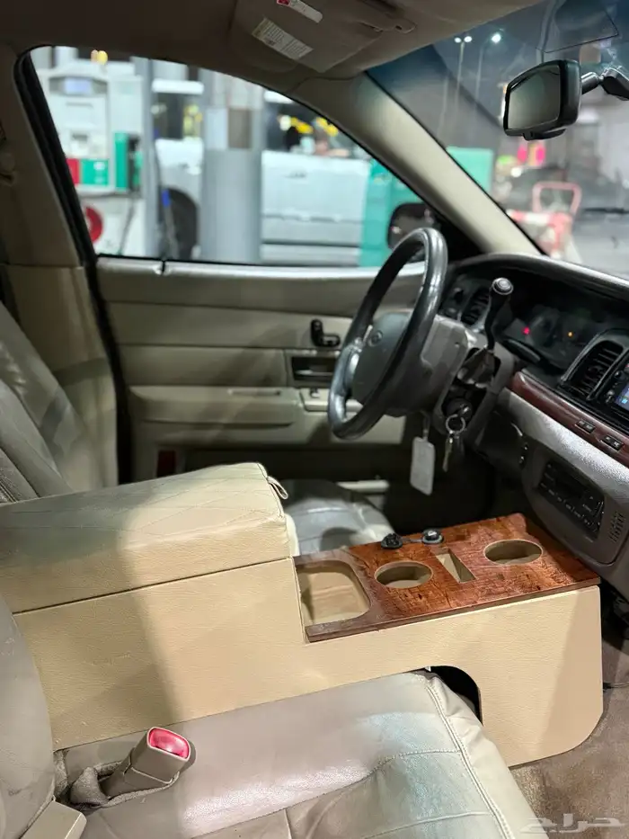 فورد فكتوريا 2011 أمريكي 20