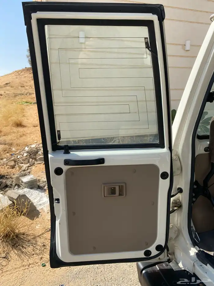 جيب ربع بوليسي 2013 23