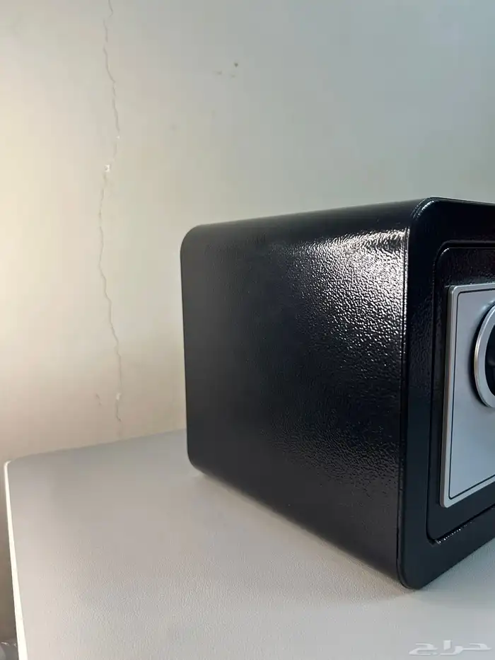 خزنة عملية وسهلة التنقل لحفظ المقتنيات الشخصية 3