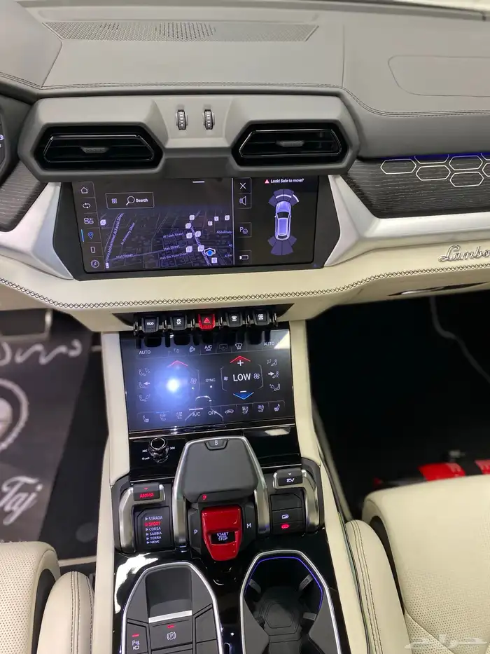 لامبورجيني اوروس SE 11