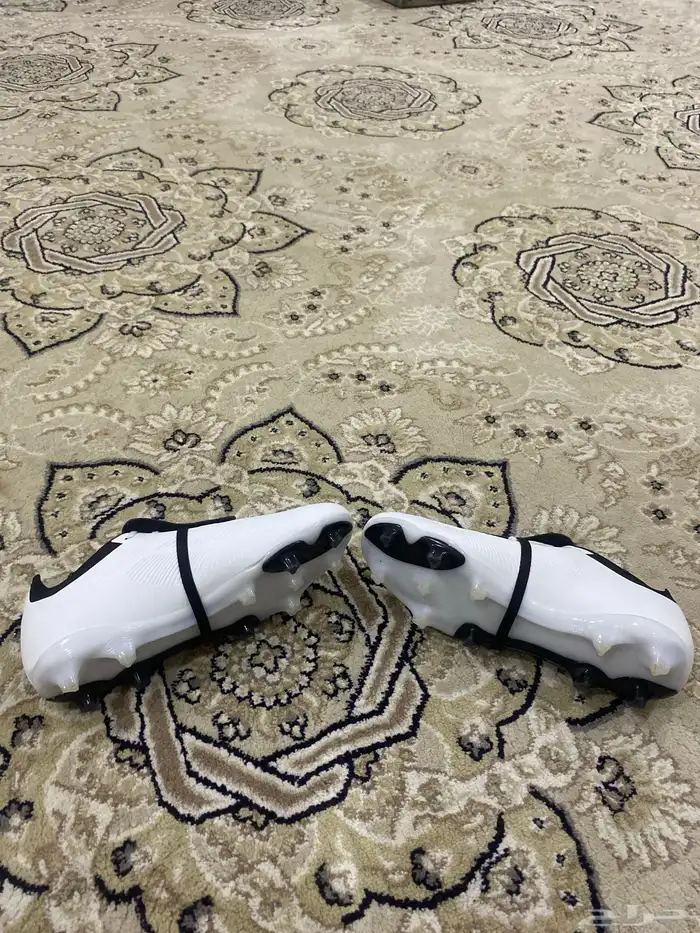 بوت رياضي جديد ولا مره استخدمته 1