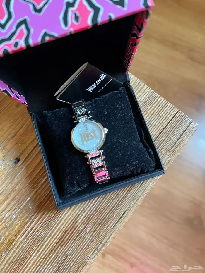 ساعات نسائية 2