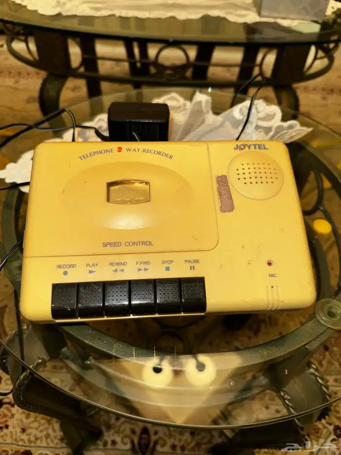 جهاز تسجيل مكالمات قديم 0