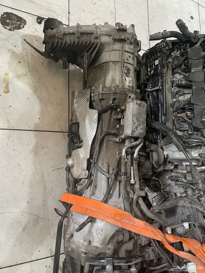 قطع غيار مستورد اودي بنزين و كهرباء وهايبرد 50