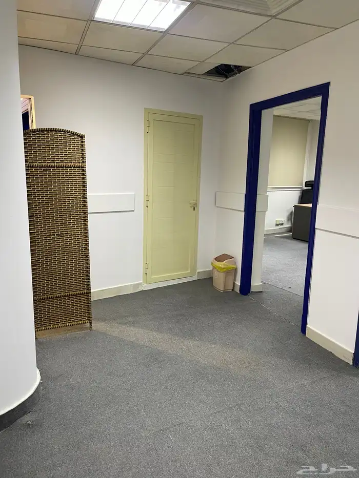 مكتب للتقبيل للشركات او المؤسسات 2