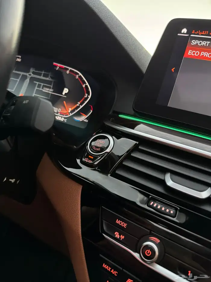 موديل 2023 نظيف BMW 520i 34