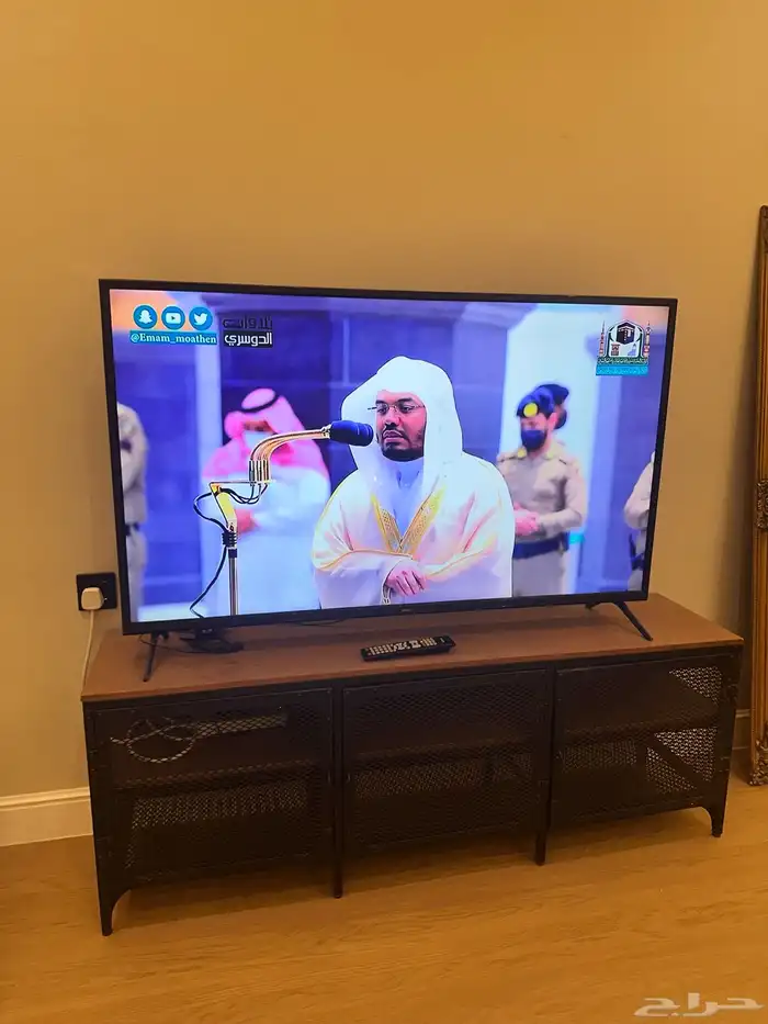 شاشة تلفزيون 55 بوصه 1