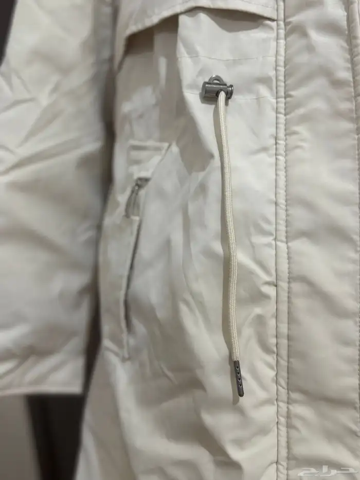 جاكيت نسائي شبه جديد للبيع 2