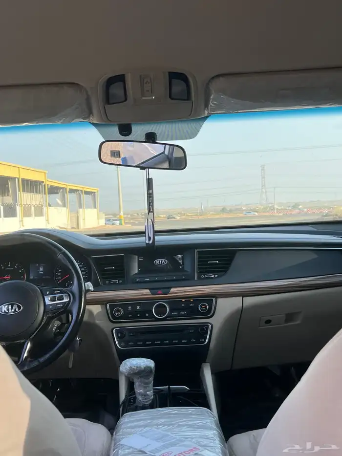 كيا - كادينز -2018 اللون فضي 4