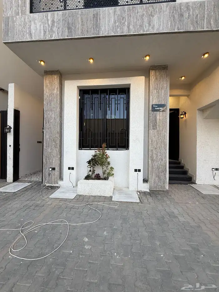 للبيع شقق ارضيه وشقق علويه ف حي المصيف بأسعار تبدأ من430الف 2