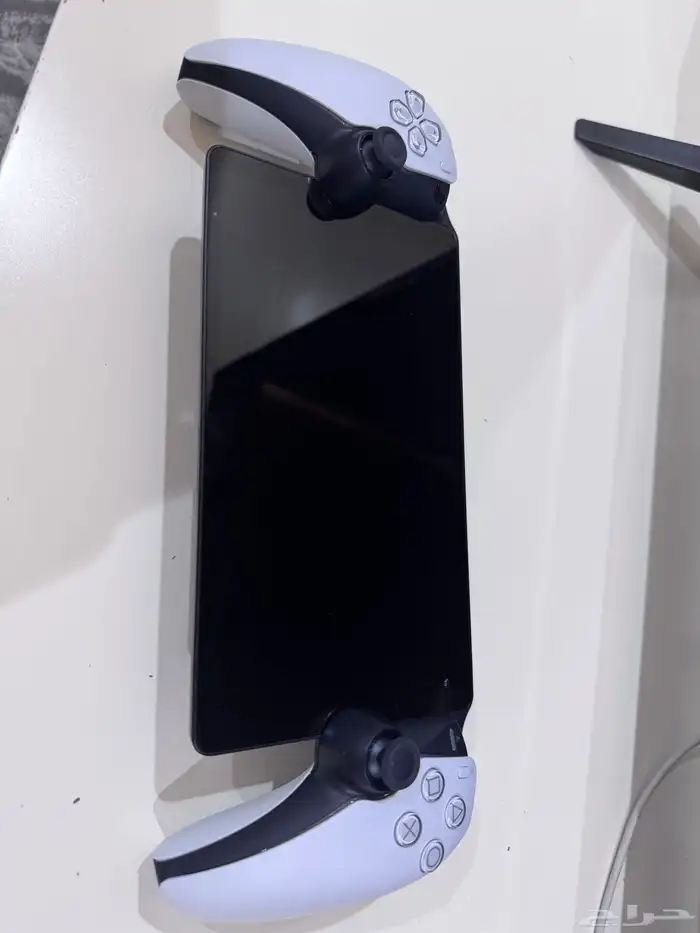 يد تحكم عن بعد سوني 5 للبيع لم تستخدم الا نادرا 0