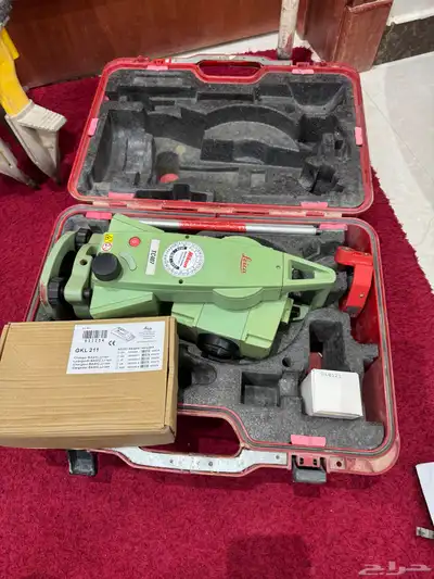 جهاز مساحة لايكا الأصلي index