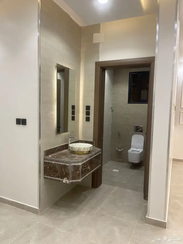 للبيع شقق نظام ادوار وسط الخدمات بخميس مشيط 8