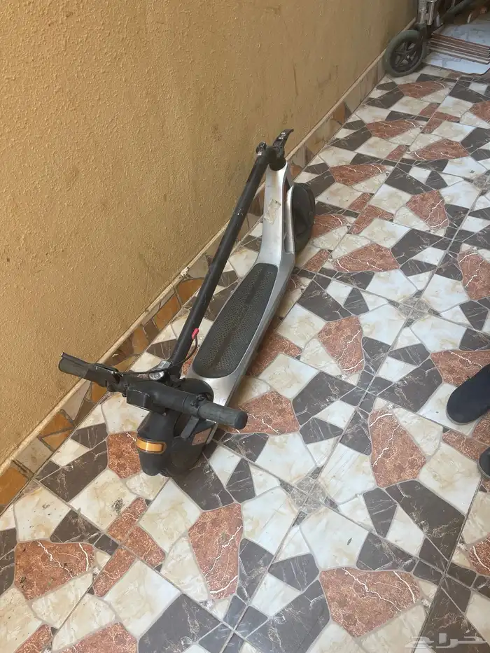 سكوتر كهربائي للبيع 8