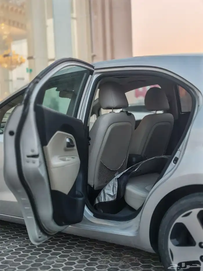 كيا ريو هاتشباك فل كامل مخزززن 29