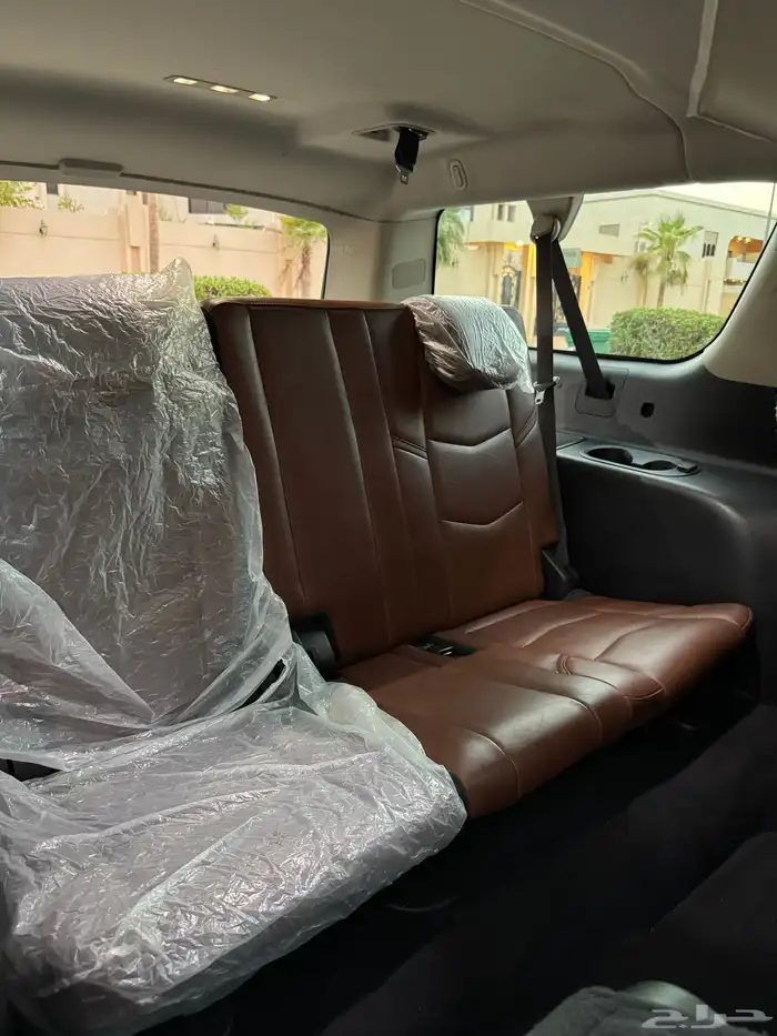 اسكاليد 2019 بريميوم (ملكي) الجميح نظيف جدا 36