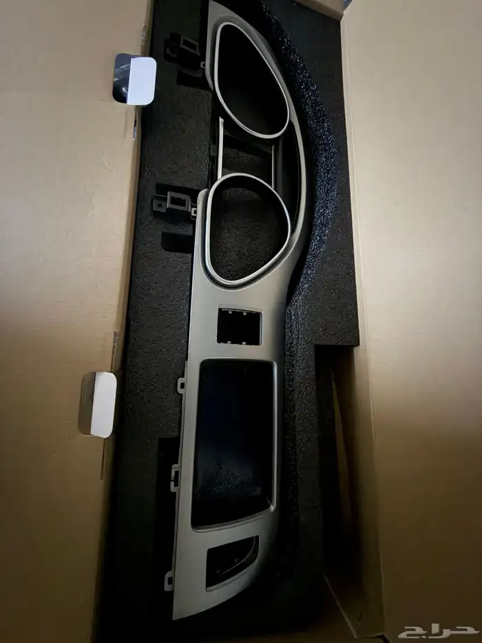 للبيع شاشة اودي Q7 موديل 2014 2