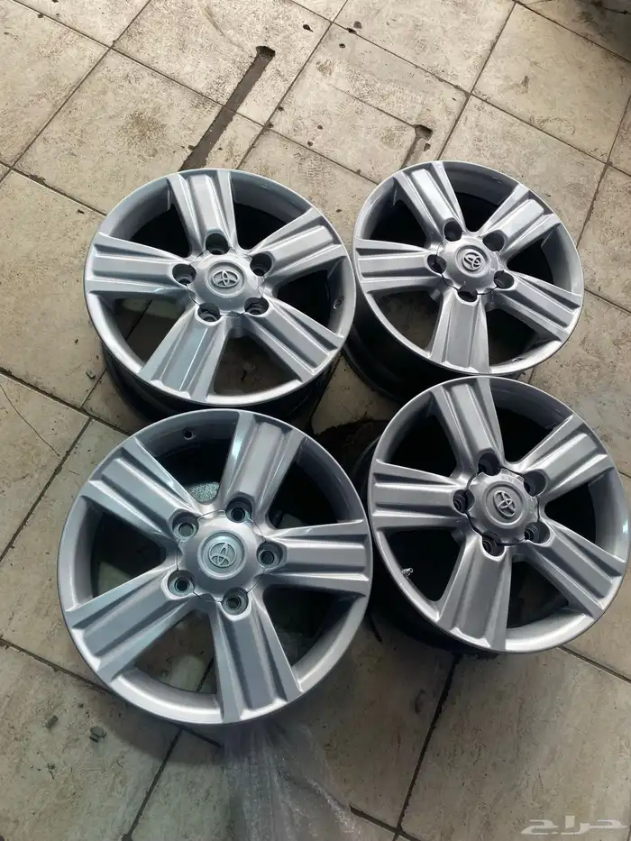 طقم جنوط جيب لندكروزر 2014 مقاس 18 كوبي ون 1