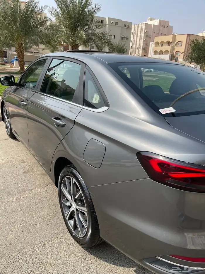 جيلي امجراند 7 موديل 2023 فل كامل 49