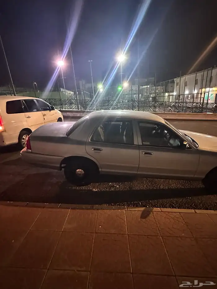 فورد فكتوريا سعودي تابع لجامعه حكوميه 7