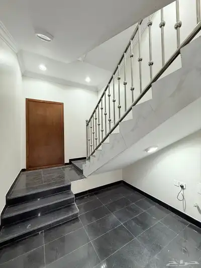 للبيع روف علوي بمدخل سياره تشطيبVipبمساحه346م index