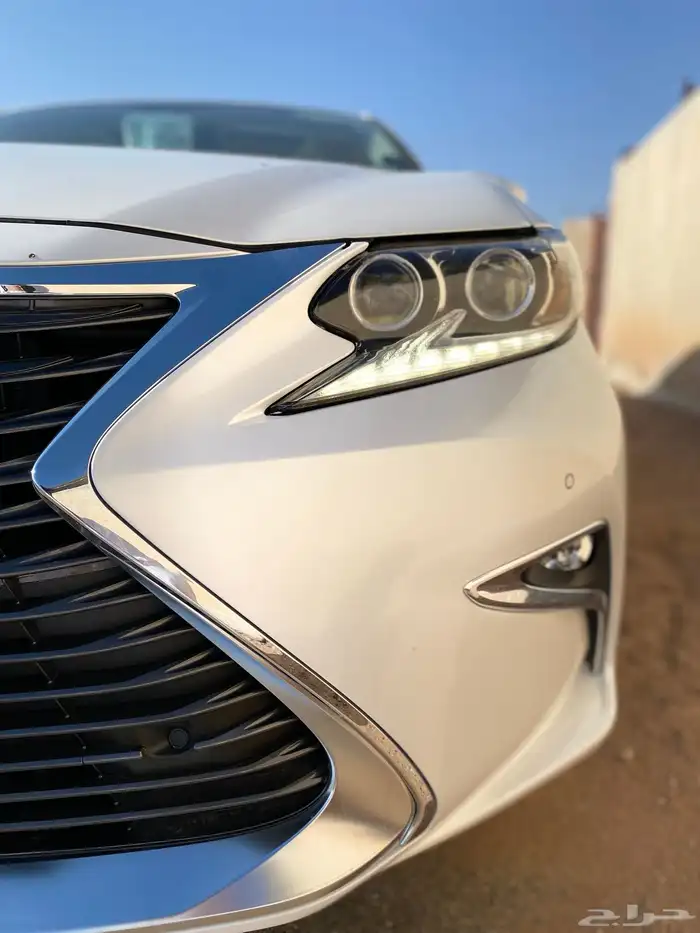 لكزس es350 2017 23