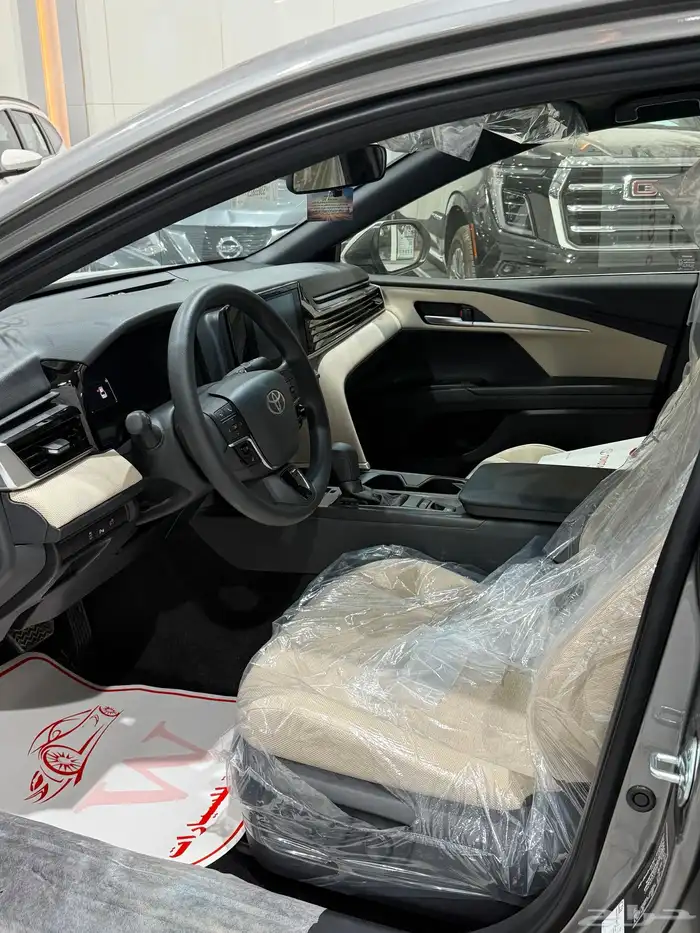 كامري E بنزين 2025 تيتانيوم صادر لوحات اقل سعر 6