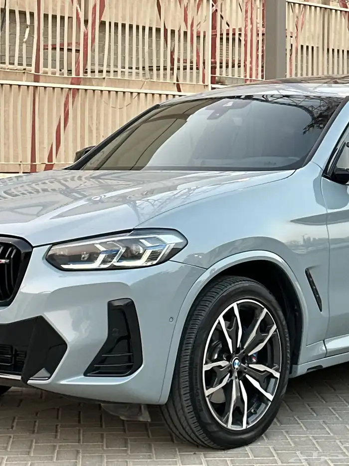 للبيع Bmw x4 40iM موديل 2023 2