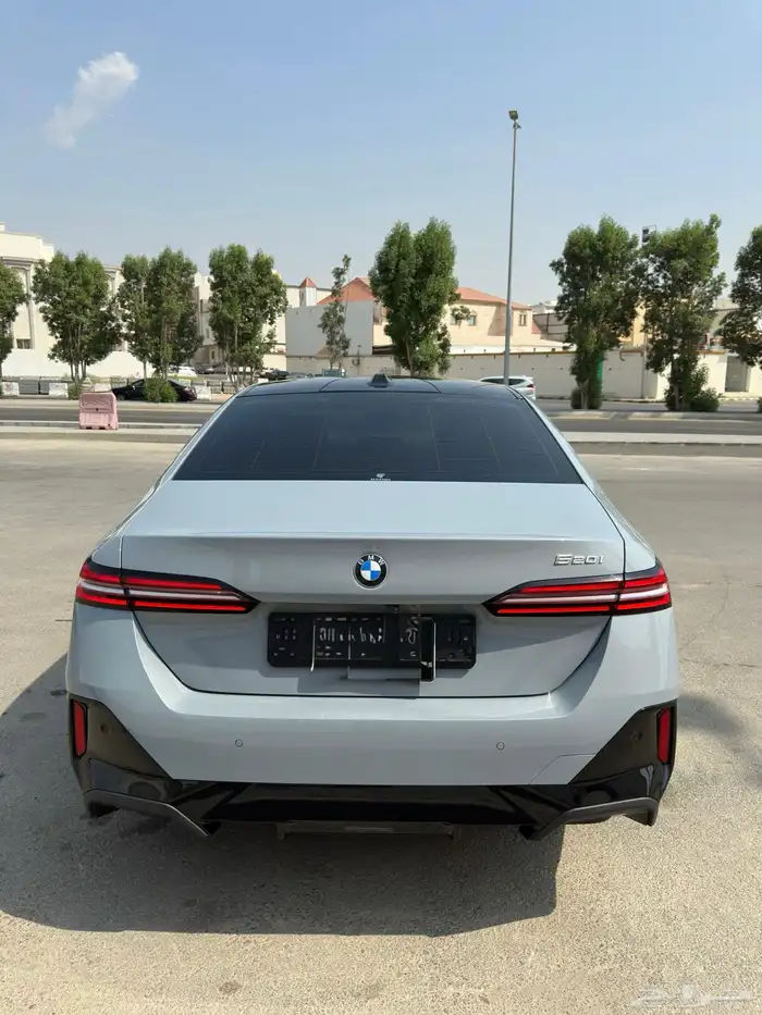 بي ام دبليو BMW 520i M Kit 9