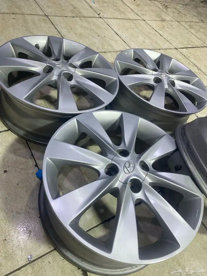 طقم جنوط اكسنت مقاس 16 اصليه وكاله 2