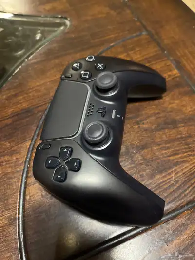 يد سوني 5 جديده من الكرتون ولا فيها اي خراب index