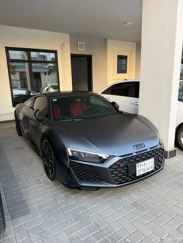 Audi R8 under warranty 17