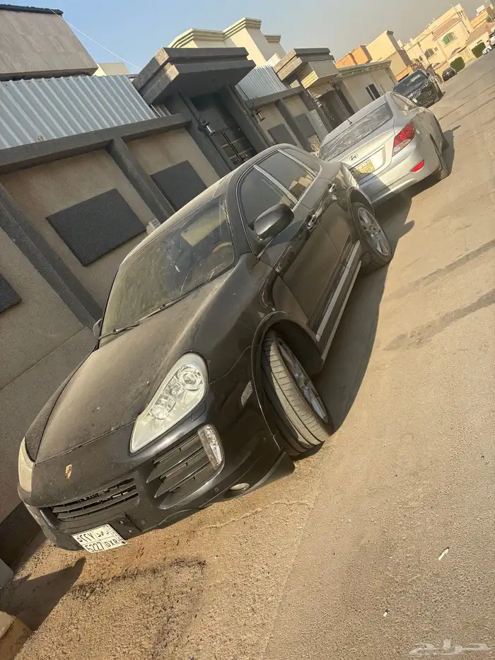 اكسنت2017 و بورش 2009 للبيع 2