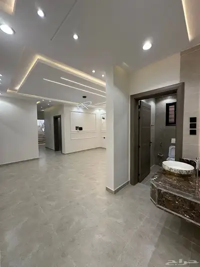 للبيع شقه علويه تشطيب مودرن ومساحه ممتازه بحي الضيافه520الف index