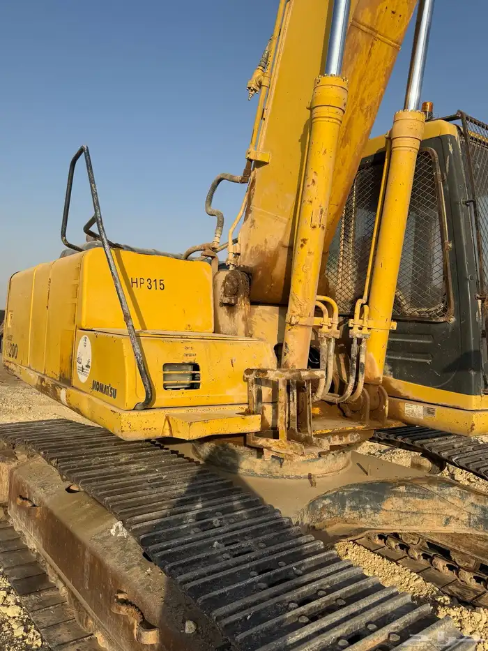 بوكلين كوماتسو داش 6 عادي 5