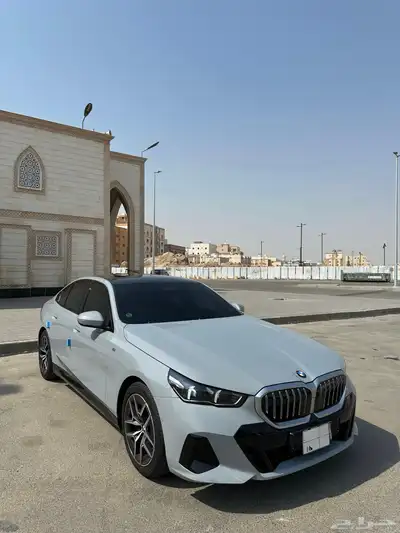 بي ام دبليو BMW 520i M Kit index
