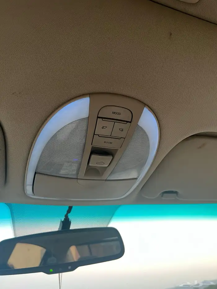 للبيع جينسس 2013 13