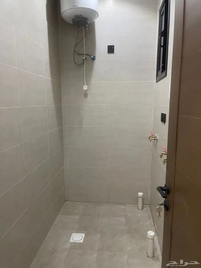 للبيع شقق نظام ادوار وسط الخدمات بخميس مشيط 10