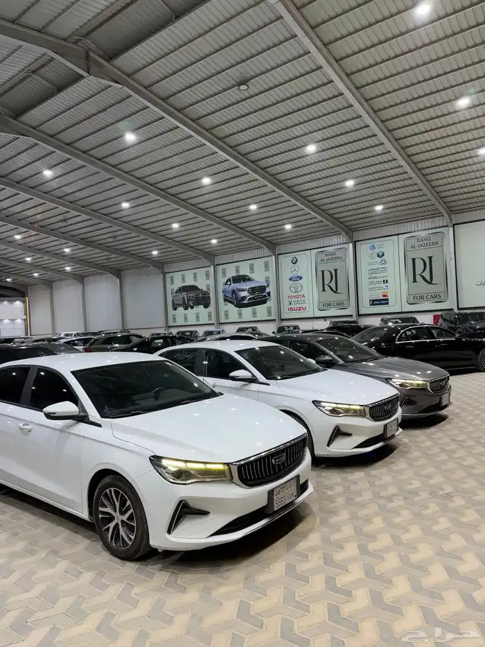 جيلي ام جرامد 2023 للبيع 1