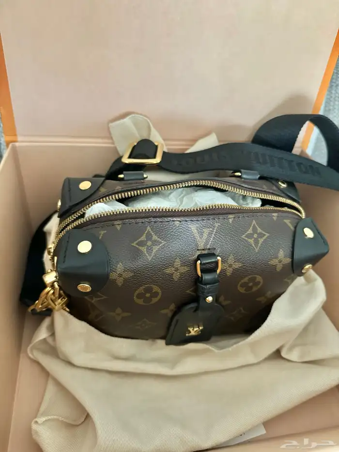 شنطة Lv أصلية بالمرفقات 0