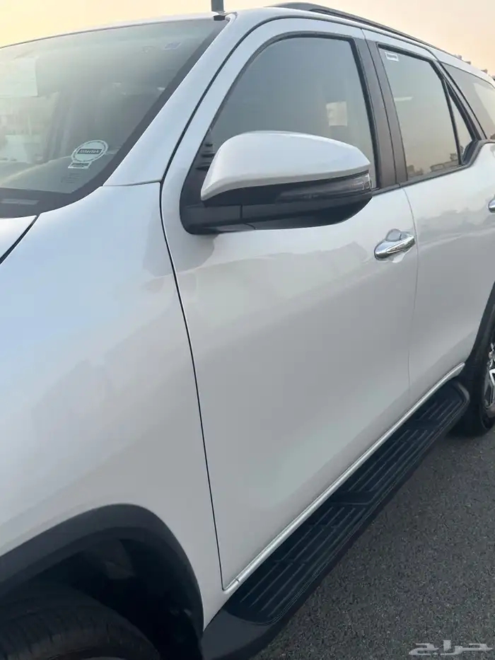 فورشنر 6 سلندر دبل (VX) 2023 ( بحالة الوكالة ) 25