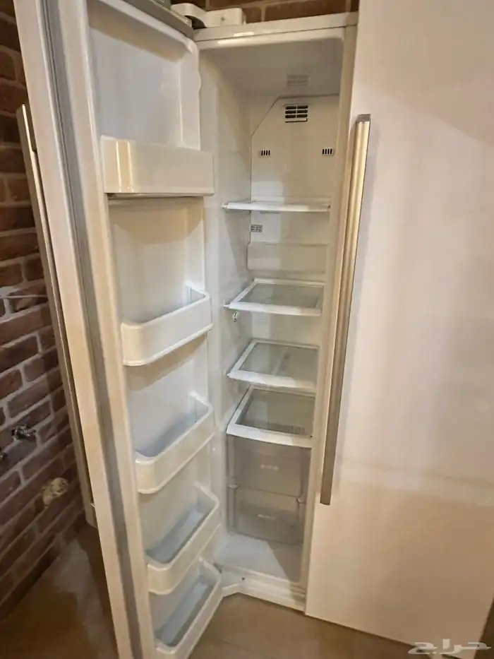ثلاجة وفريزر ال جي LG للبيع 2