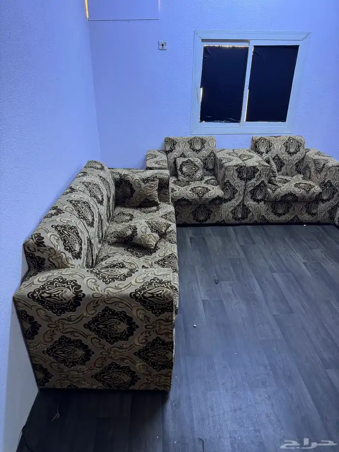 اثاث شقق للبيع الصامل يتواصل 3